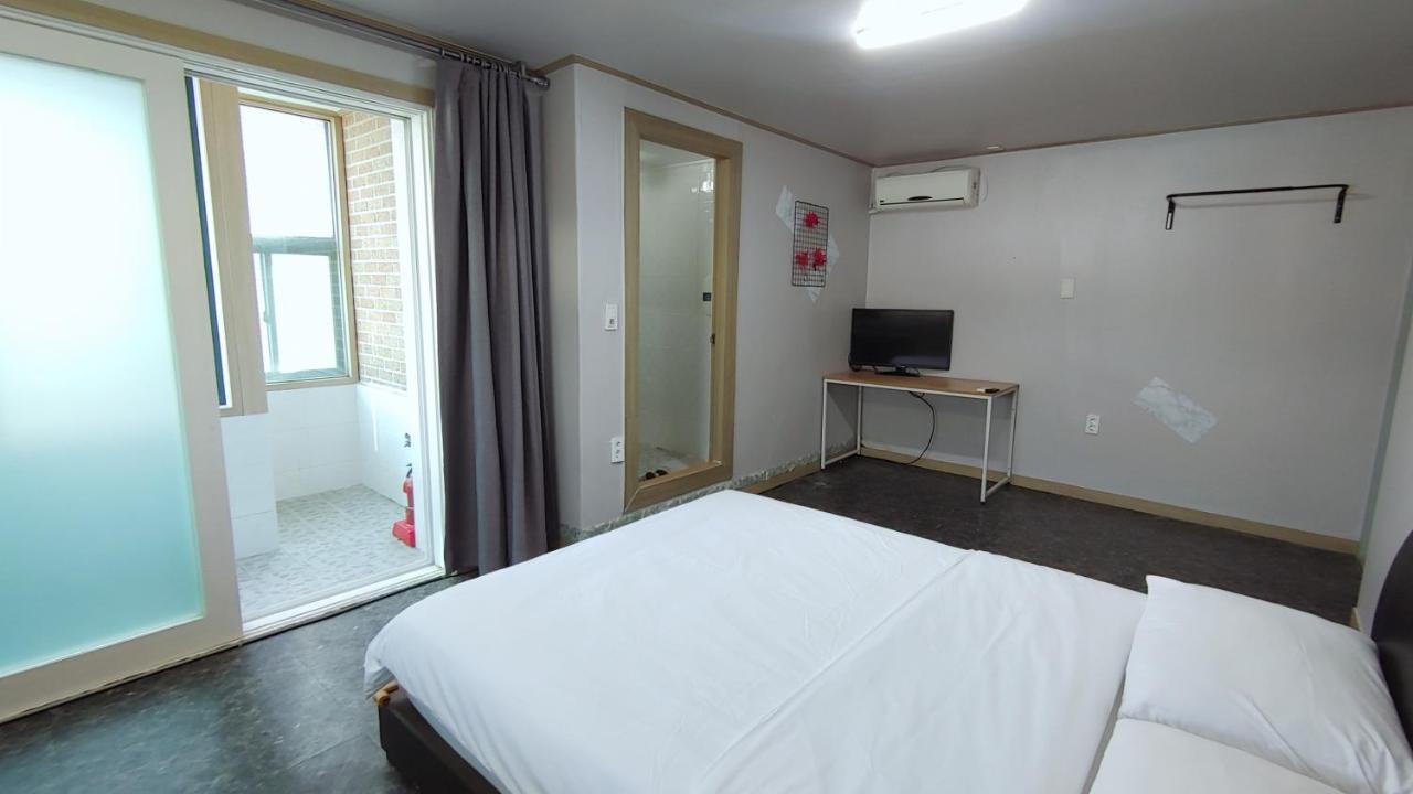1012 House Namsan Hotell Seoul Exteriör bild